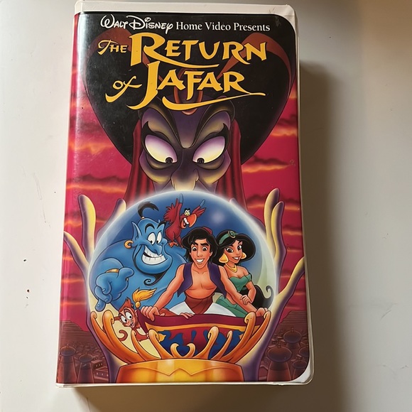 Disney’s Aladdin Sequel Return of Jafar VHS Clamshell Case Movie - Picture 3 of 10